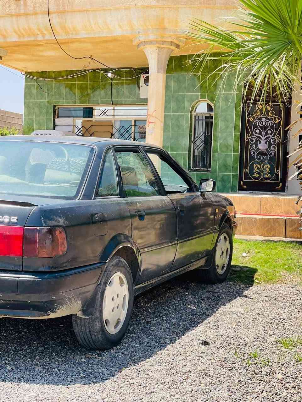 السلام عليكم اودي للبيع او مراوس بكيا حمل / اودي موديل 93 محرك 8.0 گير عادي رقم دولي /السعر 25 وبيها مجال مكان السيارة جنوب الموصل اتصل وتدلل/***********
