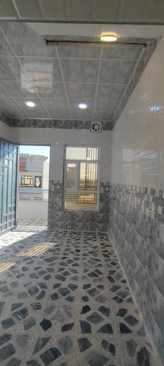 للأيجار الشقة الطابق الثاني🏠(المساحة150م)
الموقع الدار/حي الكندي الأولى قرب جامع العلي العظيم

3غرف نوم وهول واستقبال ومطبخ وصحيات وبلكونة وبيتونة وسطح 

(بدل ايجار الدار 375الف)

للأستفسار مراجعة مع مكتب الوطن للتجارة العقارات  
العنوان الموصل حي البلديات من جهة السكر قرب سانكو مول 

أو الاتصال على الارقام التالية 
كؤرك/*********** 
أسيا /***********
