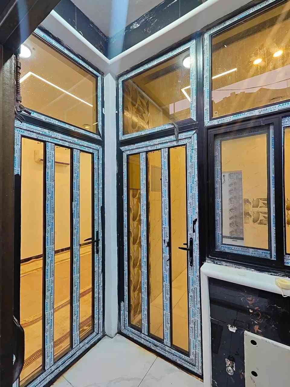 اللهم صلي على محمد وال محمد 🥰 ( بيت مؤثث)
بيت 50م ( 3  طوابق ) ركن 🥰 في كربلاء مجمع انوار كربلاء سكني قرب مدينة ألعاب سندباد قريب من نفق الأمام العباس ع 
منطقة سكنية تتوفر فيها جميع الخدمات تبليط 10 م 🥰 
جميع تفاصيل البيت بالفديو 
طابو زراعي قرار محكمه سند 25 ملك صرف 
للأتصال او واتساب ***********
