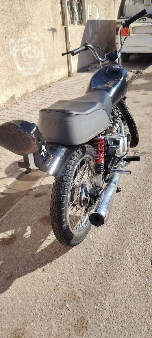 بيع مستعجل تعمير 24 كلشي ماعوزهه  سعر 350 كلك رقمي 
 *********** مكاني نجف
