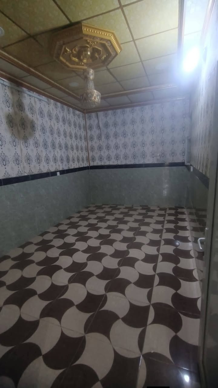 #خانوی_زۆرشاز بۆ فرۆشتن  
ناونیشان  قەزای  ڕزگاری 
🔷 گەڕەکی سەنگاویەکان 
🔷 تەنیشت هه ززانەبازاڕی گەرمیان
🔷 ڕووبـەری 6 بـە 20 = 120 مـەتـرە
🔷 ڕێگەپێدانە
🔷 ڕووی لـە خۆری بەیانیە

🔴 ژوورەکـانـی ئـەم خـانـووە پـێـکـھـاتـووە لـە ⬇️

🔵 ژووری مـیـوان
🔵 مـطـبـغ
🔵مسـاعـد مـطبـغ
🔵 هـۆڵـێـک
🔵 دوو ژووری نـووسـتـن
🔵 ڕۆشـنـایـی  
🔵 مـشـتـەمـەلـات

بۆ زانیاری زیاتر

 ژم ***********
ژم***********
