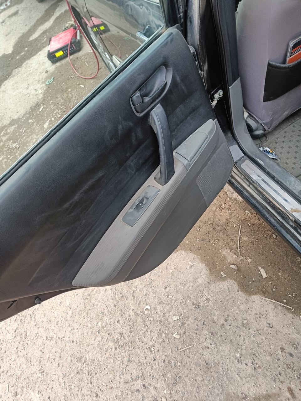 السلام وعليكم رينو سافران 2009 6سلندر للبيع ب45وبيها مجال مكينه كامت السياره ماشيه 149فقط جديده بمعنه الكلمه ماكاني الامين الثانيه وتحياني ***********
