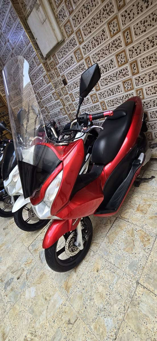 السلام عليكم للبيع بي سي اكس جيل اول دراجات رمبه النظافه 100/100 اسعارمناسبه اي ستفسارتصال فقط حياكم الله اخوكم مصطفى *********** عنواني بغداد قرب معارض الحبيبيه
