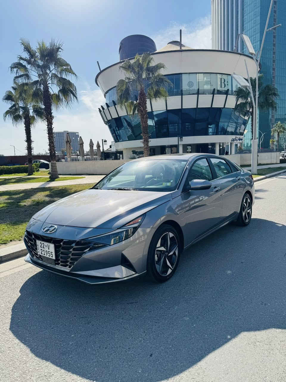 Hyundai Elantra hybrid limited 2023
سعر 162بيها مجال
مواصفات
رقم أربيل باسمى
حادثهة جاملغ جهة عكس سايق  ويا ربع الباب  صبغ بدون ايرباك بدون دواخل
ماشيه 18 الف ميل 
شاشة الكترونية 
داخلية ليد
بصمه تشغيل + تشغيل عن بعد + بصمه أبواب
فتحه سلايد 
لدات عدسة امامي خلفي بلادية
كشن جلد تدفئه 
رادارت امامي وخلفي وجانبي
حساس خلفي 
كرسي كهرباء كامل خزن
تحديد مسار 
اوتو هولد
هاند بريك بصمه
ثلاث انظمه قياده 
شحن لاسلكي 
سستم صوت  bose
اشاير مري
دخول ذكي وترحيب
وجنطه ذكيه 
رقم شاصي

KMHLN4AJ6PU090234
للاستفسار
***********
مكان أربيل
