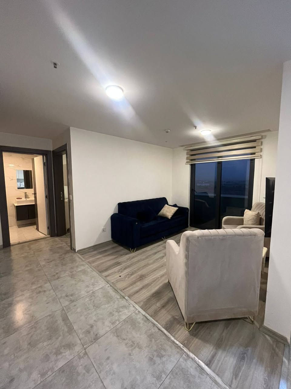 ✨🏡 شقة مميزة للإيجار في لايف تاورز 🏡✨
📍 لايف تاورز – أربيل 🛏️ 1+1 🍽️ مطبخ عزل (منفصل) 💰 الإيجار الشهري: 400$

🔥 عرض خاص لفترة محدودة: عند دفع 3 أشهر مقدماً يصبح الإيجار 350$ شهرياً فقط.

✅ تصميم عملي ومريح ✅ موقع حيوي وقريب من الخدمات ✅ مناسبة للأفراد والعوائل الصغيرة ✅ جاهزة للسكن فوراً

📞 للحجز والاستفسار: ***********

📱 واتساب وڤايبر متوفر
