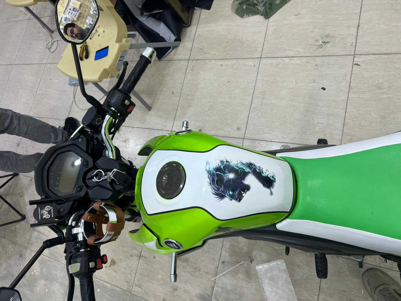 السلام عليكم  شباب دراجه موديل 2021 مسجله رقم وسنويه دراجه كلش كلش نضيفه مكان رمادي شارع 40 سعر 16 بيها مجال بصيط  رقم *********** الي مو شراي لا يدخل
