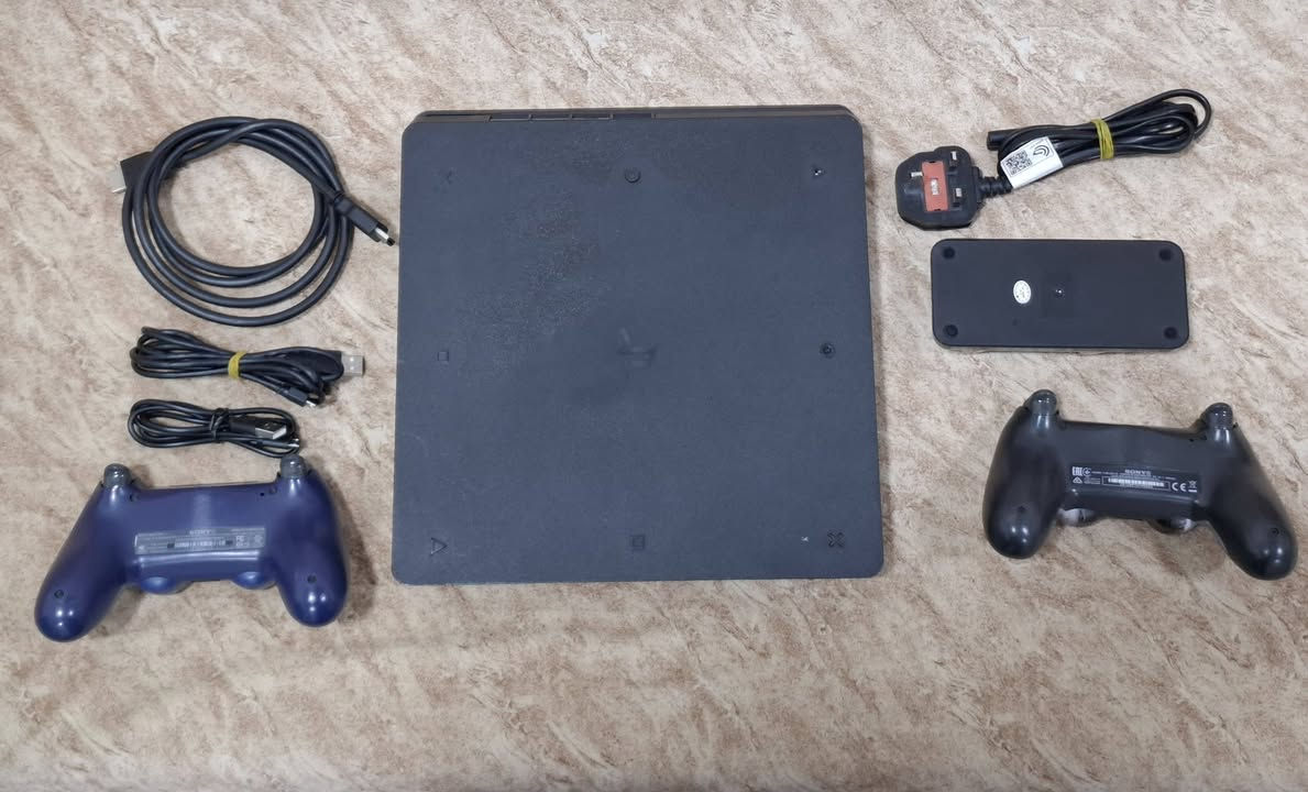 بلي 4 مهكر سلم ذاكرة 500 مكفول من عطل او تصليح شرط ابيعه اي خلل تاخذه هدية الك
جهاز كامل ملحقات ويا جوستك اضافي وقاعدة شحن حته كتلوك ويا سعر قفل 260 الف وبي 8 العاب 
Re4 remake مع الاضافات ada نسخةكاملة
Re3 remake
Re 2 remake مع الاضافات نسخة كاملة
Uncharted 4  مع الاضافات نسخة كاملة
Fifa 23
Mortal combat 11ultimate مع الاضافات
The last of us 2
Tomb rider 1
مكاني بغداد جادرية يم نادي فروسية ماعندي توصيل كل تفاصيل بالصور والسعر قفل 
للتواصل اتصال او واتساب او ماسنجر
0️⃣7️⃣7️⃣3️⃣9️⃣9️⃣6️⃣8️⃣0️⃣0️⃣0️⃣
جهاز برغي ممفتوح ضمان شهر من الاستلام


**إذا كنت صاحب هذا الإعلان وتريد حذفه لأي سبب، رجاءا أرسل رسالة إلى الدعم الفني**