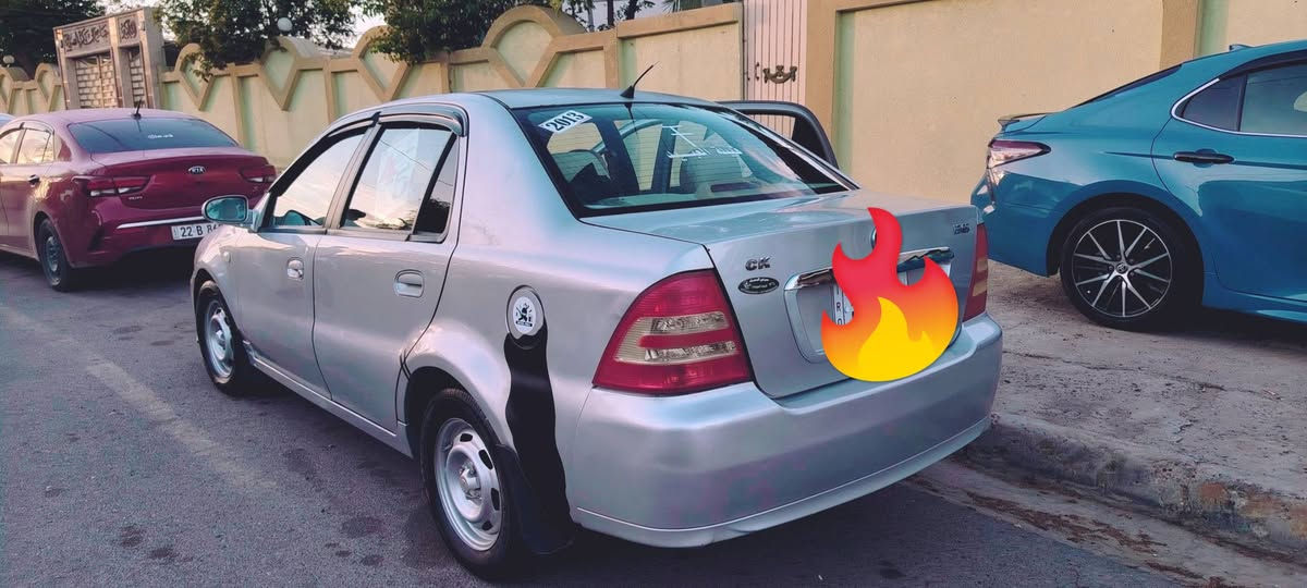سي كي موديل ١٣ كصه قديمه
السياره جاهزه من كلشي
مكينه وكير (شرط الفحص) وتبريد شغال
بيها صبغ بجاملخ الخلفي  (فقط)
سنويه وهزه جديده
رقم نينوي
سعرها ٥٢ وبيها مجال لطيبين
***********
