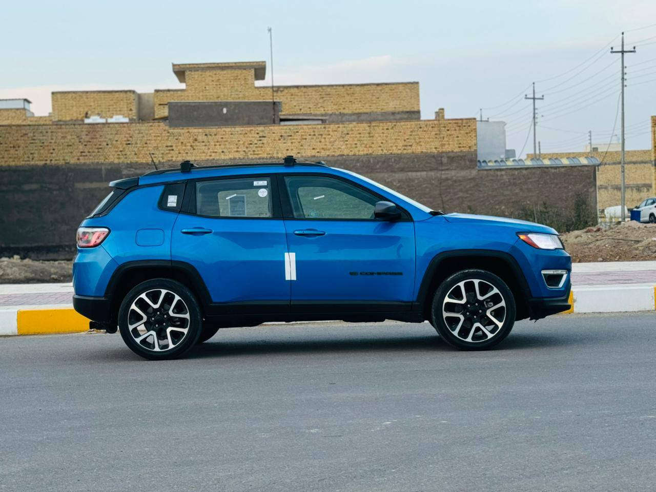 جيب كومباس 2021 ذي قار الدولي
صبغ جاملغ وبنيد فول مواصفات 
محرك 2400 ماشيه 43 الف 
بنوراما بصمة تشغيل كشن جلد + كهربائي 
رادار تحكمات براجكتر  شاشة كأمره 
السعر 128  وبيها مجال
للاسفسار (***********)
