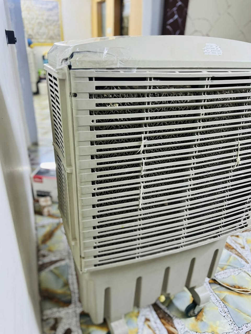 مبرده داخليه للبيع نضيفه بي كسر بسيط ١٢٥ بي مجال ميزة بلازما السعر ٣٥ بي مجال
***********/*********** اتصل
