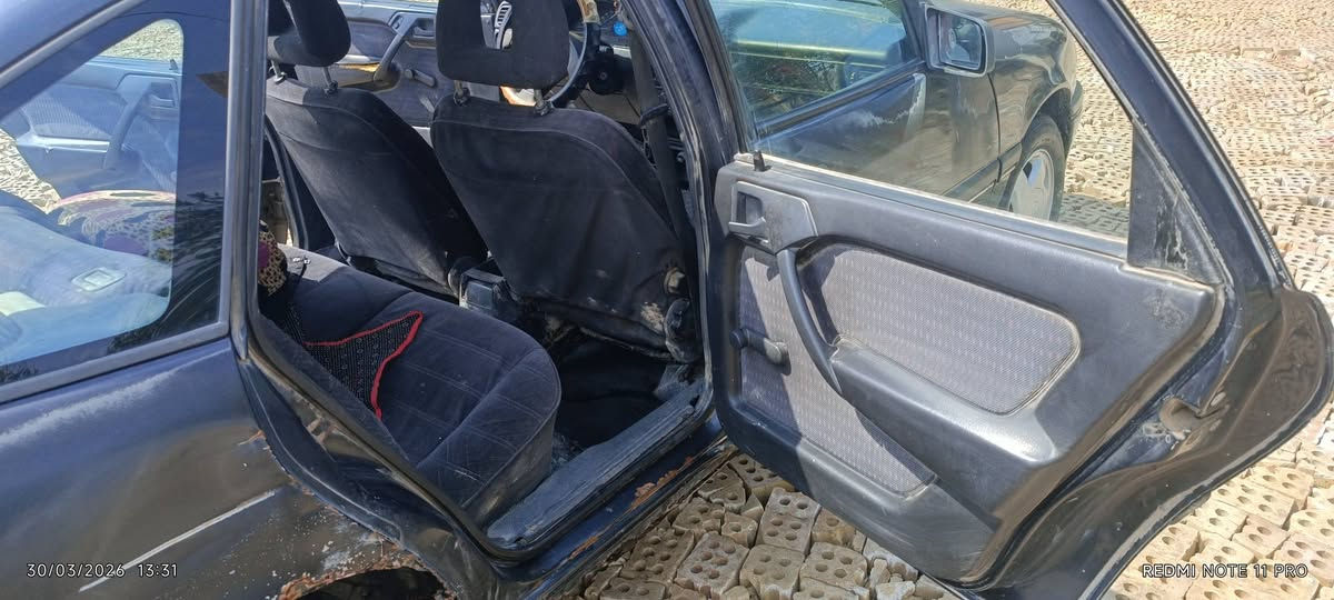 سلام عليكم اوبل فكترا محرك 1800دوش موديل 1993لون اسود مكينه لا تنقيص ولا تبخير 23وبيه مجال الرقم ***********
