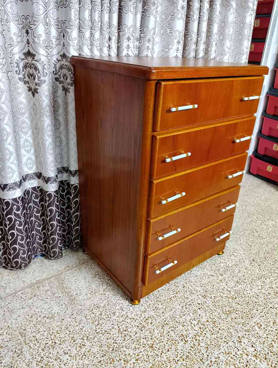 للبيع مجرات خشب عراقي صاج شغل توصي دنك نظافة 80 بل 100 الطول 83 العرض 60 استندر الارتفاع 122 العنوان جانب الايمن يرموك الثانية السعر 90 الف وبي مجال


**إذا كنت صاحب هذا الإعلان وتريد حذفه لأي سبب، رجاءا أرسل رسالة إلى الدعم الفني**