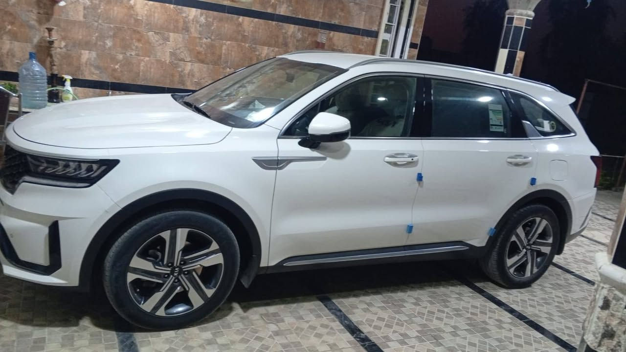 من رخصت الادمن.... سلام عليكم شباب........سورنتو ٢٠٢١ خليجي وكاله مكفوله من قطره صبغ  مكينه ٣٥٠٠ (٦) سلندر كير ومكينه مكفولات ماشيه سياره ٥٠ الف حقيقي وقابله لزيارده فول موصفات عده البانوراما غنيه عن التعريف رادارات اماميه وخلفيه شاشه اعطال كار بلي تحكمات جهتين اشاير مري وشفط مع لقفل ولفتح اشاره ترحيب للابواب ولمري تبريد ٣ قطع و٧ راكب سياره صندوق كهرباء كراسي كهرباء لدات دشبول متغيره بلادي ٣ انظمه قياده .... مرقمه بغداد الإنكليزي بشرط تحويل ثاني يوم مكان السيارة بغداد السعر(٢٩٠) ورقه وبيها مجال لشراي وبالعافية ع لياخذه سياره جديده بمعنى الكلمه بحاله لوكاله واسف ع الاطاله تحياتي الكم للإستفسار ***********
