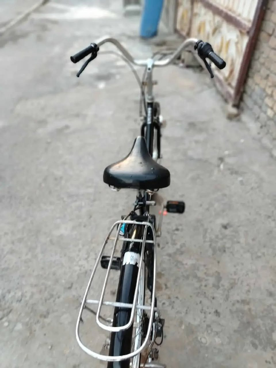 السلام عليكم بايسكل للبيع سعره 100  الحجم 27


**إذا كنت صاحب هذا الإعلان وتريد حذفه لأي سبب، رجاءا أرسل رسالة إلى الدعم الفني**