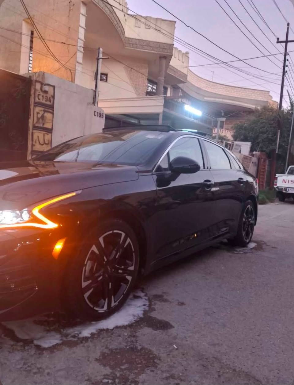 السلام عليكم للبيع K52023 وارد امريكي حادث بابتين  ماشية ٢٦ الف فول مواصفات مواصفات جيتي لاين معروفة مكان بغداد السبدية لاستفسار *********** رقم بغداد معوقين بسم ابن عمي اسوي وكالة ام الباروكود السعر 162 وبيها مجال

