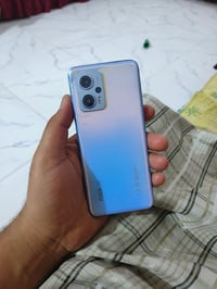 بوكو X4 GT • ٢٥٦/١٢ • شاشة مكسورة