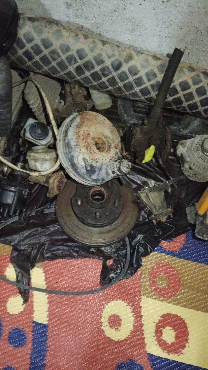 غراض رف شتريد عندي دينمه كويل عقل ضفير رادتر ام اربع سروات دلكو  4كبسات ورك  شاشه***********
