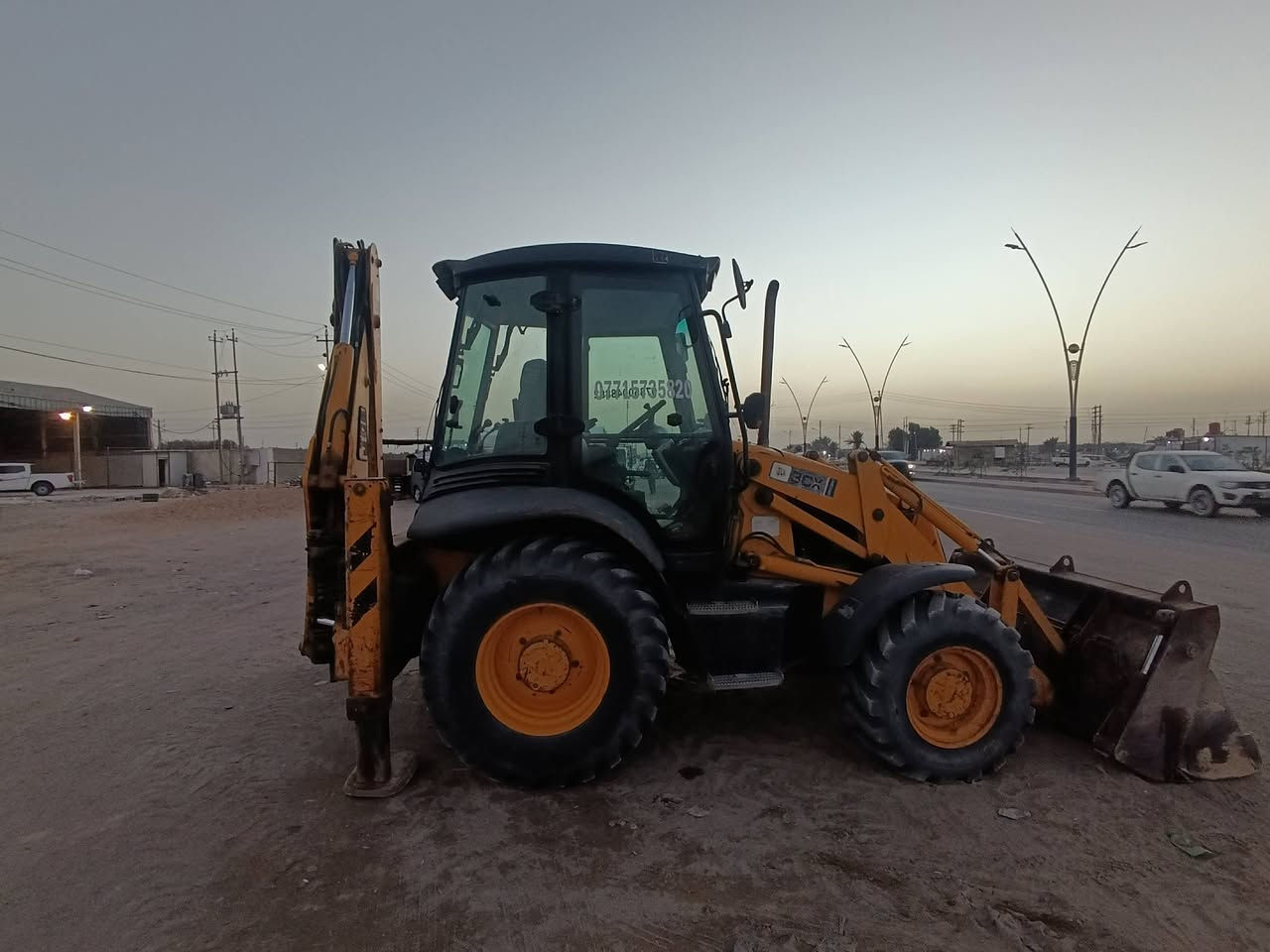 سلام عليكم جي سي بي للبيع 2004 فول موصفات كفاله عامه عل ابلاد كير راجز اربع نمر محرك وحركات فول رقم سليمانيه  تحويل ثاني يوم السعر 290 وبي مجال بسيط، الشراي ينتصل ***********+   ***********
