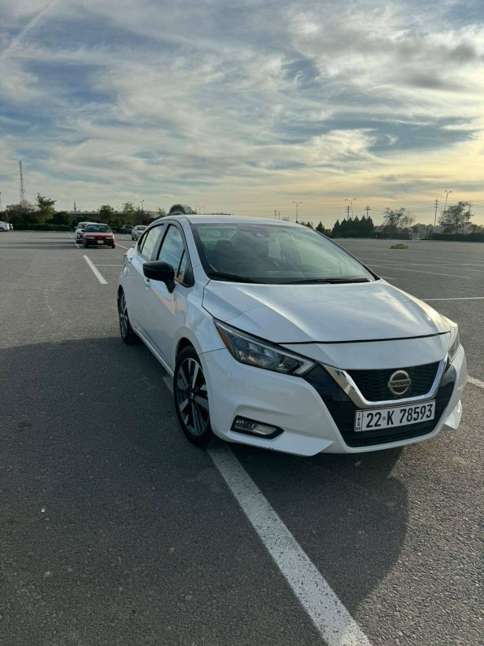 نيسان ڤيرسا 2021 گێڕ ئۆتۆماتیک 
نیو بۆنيتی بۆياخه بێ ناوی نه گرتوه
44 مايل رۆيشتوه
سه نه وي به سه ر نه جوه 
هه مووشتيكی بەشەرت
سەیارەکە زۆر جوانە و بێ مەسرەفە 

سعر : خاڵێک دابنێ لە کۆمێنت بە تایبەت دێت 📥 

وێنەی ڕەقەم شانسیم داناوە 
گێڕ و مەکینە بەشەرت 

بۆ زانیاری زیاتر پەیوەندی بە خاوەنی 

***********
