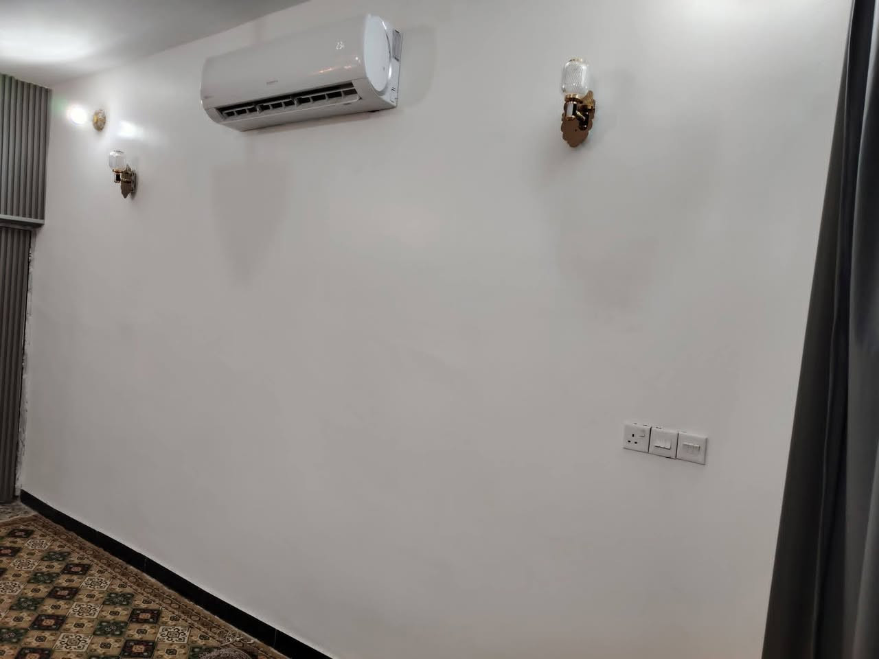 دار للبيت
المساحة ٢٢٥ متر
١٢٠ بناء طابقين
و١٢٠ حديقه
بغداد تقاطع النهروان مقابل مذخر
نزلت الدكتور عبد الجبار الشمري 
للاستفسار الاتصال على الرقم
***********
