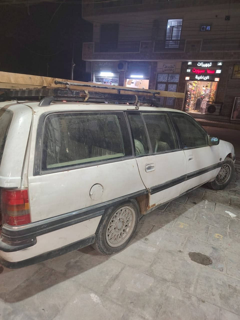 السلام عليكم اوبل ستيشن  تسقيط رقم قادسية
غرامات 200 الف 
صاحبها موجود بالنجف مباشر تحويل 
مكان السيارة بغداد الدورة 

***********‬
