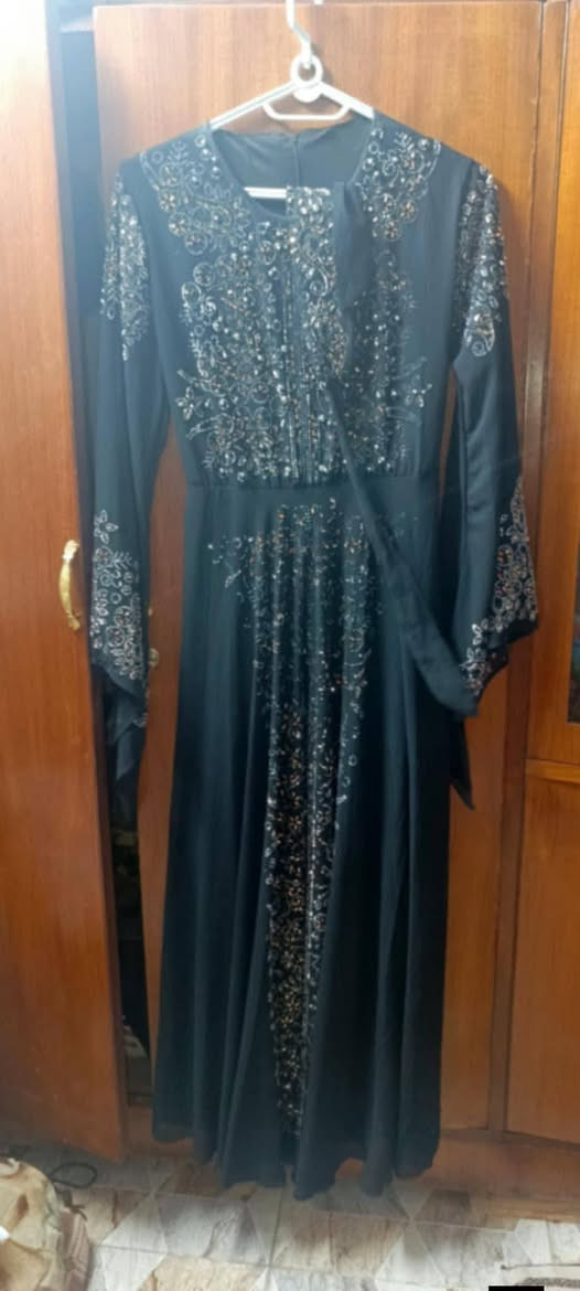 فساتين وتنوات للبيع وعندي حجاب شرعي كلش حلو اسعار مناسبه


**إذا كنت صاحب هذا الإعلان وتريد حذفه لأي سبب، رجاءا أرسل رسالة إلى الدعم الفني**