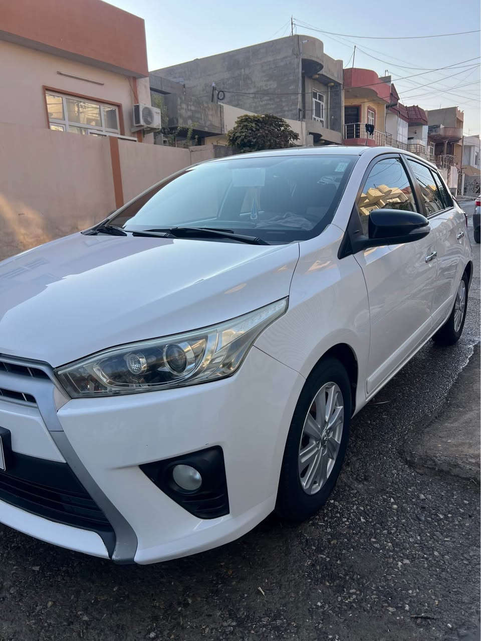 تۆیۆتا یارس ٢٠١٦ قەپات مواسەفات مەکینە گەورە هیچی نیە ٦٦٠٠٠ ڕۆیشتووە نرخی ١٢٧ گەڵاو مەجالەکی کەم *********** شقلاوة, أربيل
