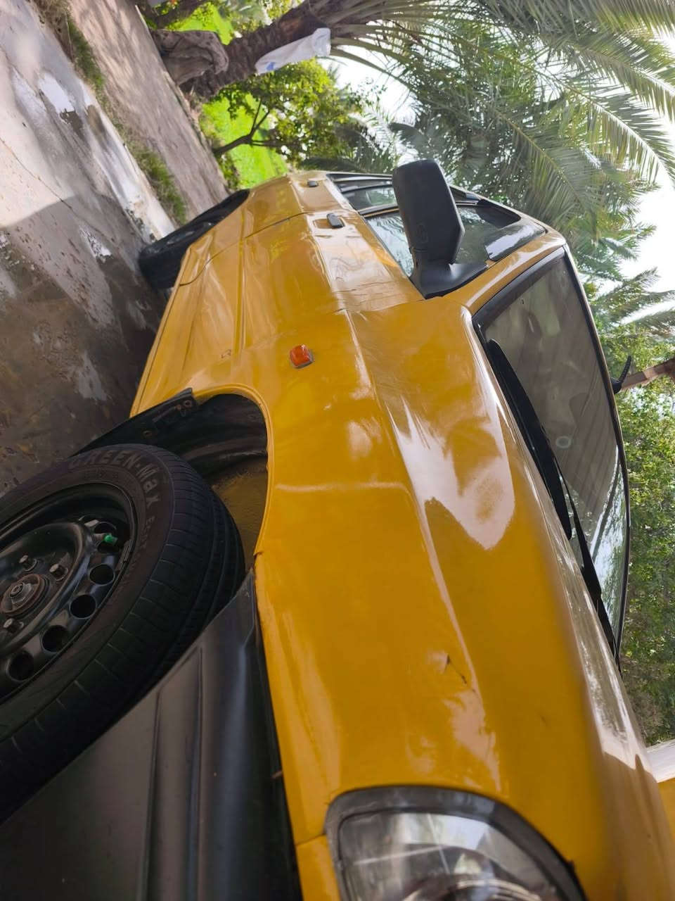 السلام عليكم سايبا موديل 12 رقم بغداد دولي سيارة جاهزة من كلشي حلوة مال جناي كير مكينه حداديه كله جديد تبريد نقص غاز تخم تاير جديد دوشمه عامه سنويه بسمي  السعر 29بيها مجال قليل حك الجيه مكاني كربلاء ***********
