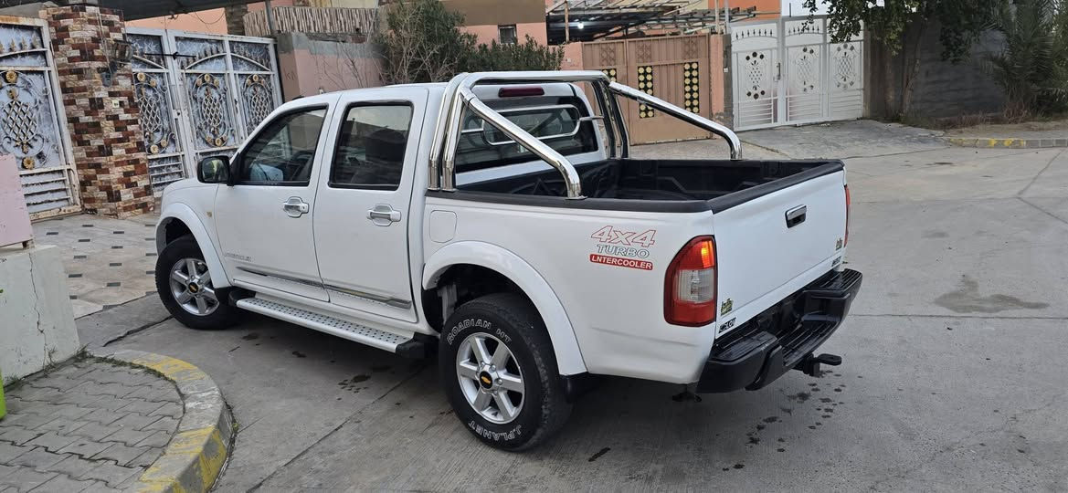 سلام عليكم من رخصه الادمن ياالله سياره شوفرليت  لوف مزاد وزاره الداخليه معامله كامله  موديل ٢٠٠٥صبغ عام جماليه لنو تعرف كانت صبق عسكري باقي كله بلادي محرك كير 6 سلندر   فور ويل يشتغل حدادين صدر كله جديد شرط  تخم تاير  كهربايات كله ويا سويج دوشمه ارضيه وكشنات   السعر ٧٥  العنوان الانبار عامريه الصمود للستفسار ارغام التاليه  ***********
***********
