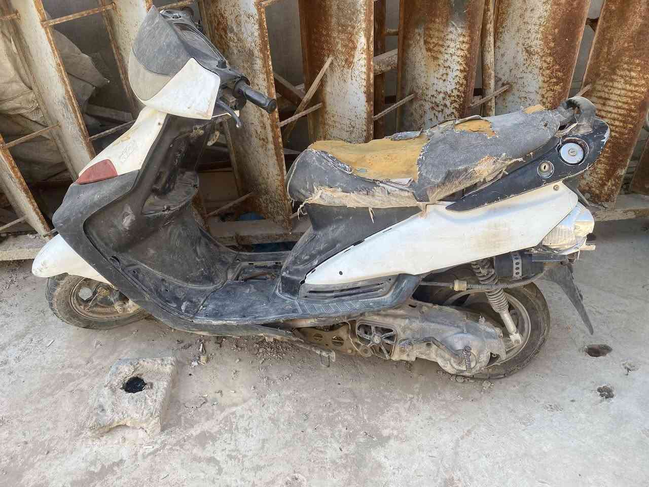 تفصيخ فراشة قيم واخذ كوم حديد المكينة كايمة 
بغداد الدورة ***********

