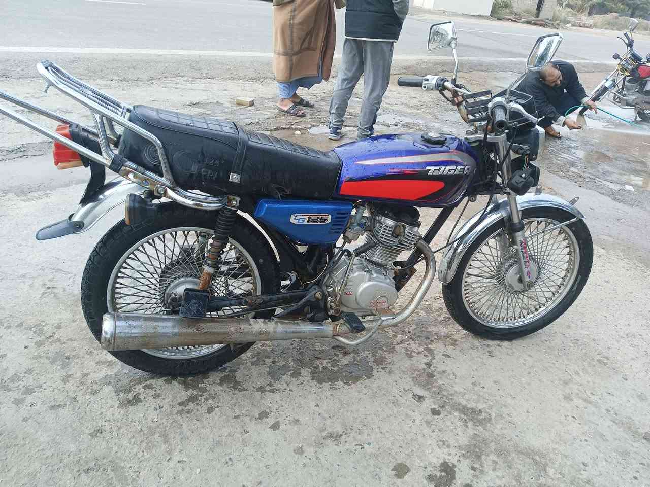 تايگر 2020محرك ما مفتوح شرط
اكفل محركهة من كلشي شلعة معدل خير من الله 
السعر 425بسهة مجال للشراي***********مكاني كنعان
