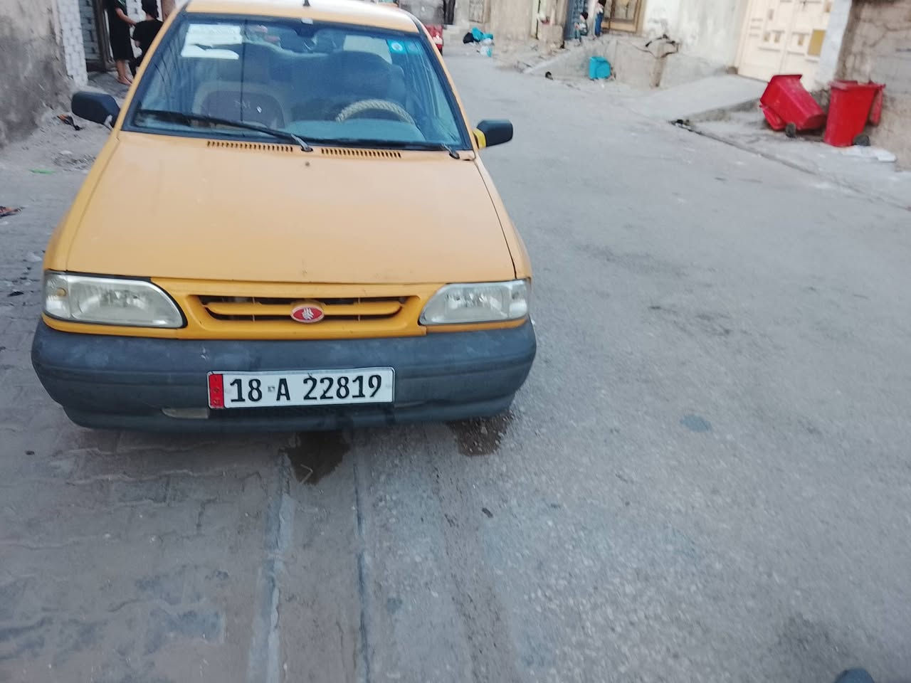 سلام عليكم سايبه للبيع موديل 13 مكفولة من الضربه وتبديل وصبخ محرك وكير وحداديه وتخم تاير وشواصي جدد مصفره هيه وغرامات رقم نكليزي سنويه الل 2030 مكان كربلاء سعره 26.  وبيه مجال ***********.    تصال واتساب نفس رقم
