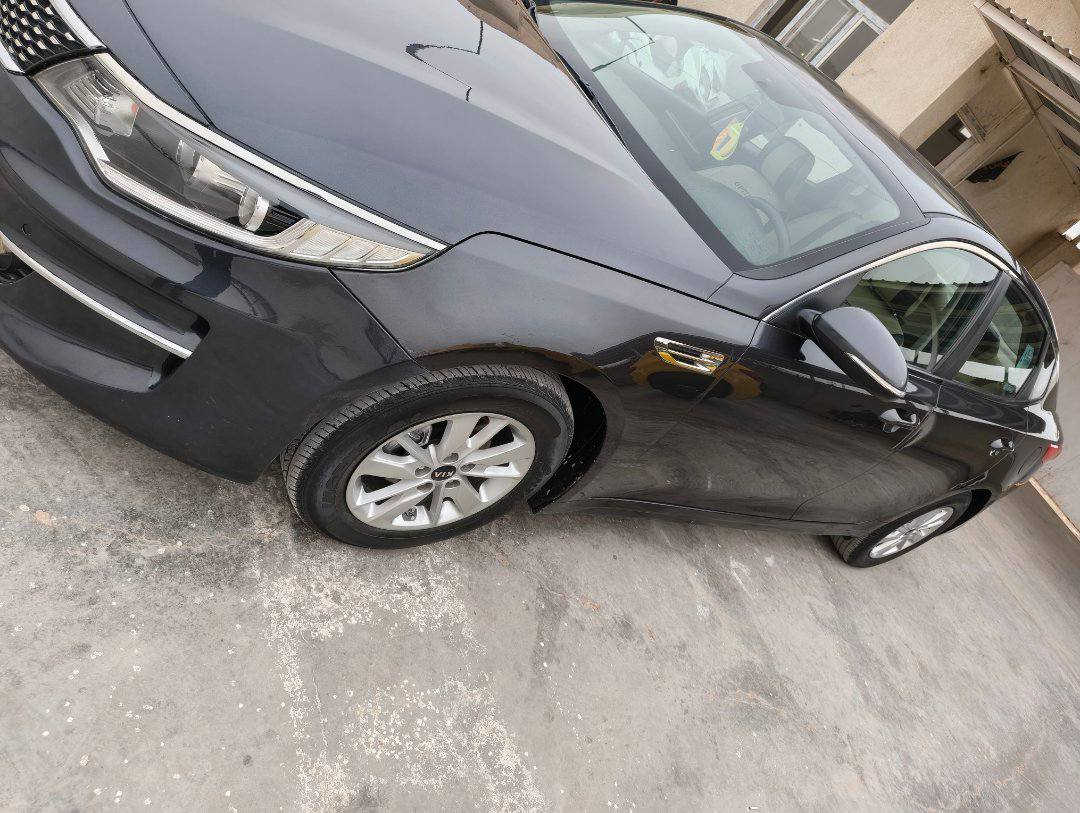 اوبتمه  17 خليجي المكينه ما مفتوحه سياره جاهزه تخم تاير بيه تلث قطع صبغ مكلف بالنشر والسعر 125 والشراي يدك على هذا الرقم  ‏‪***********‬‏
