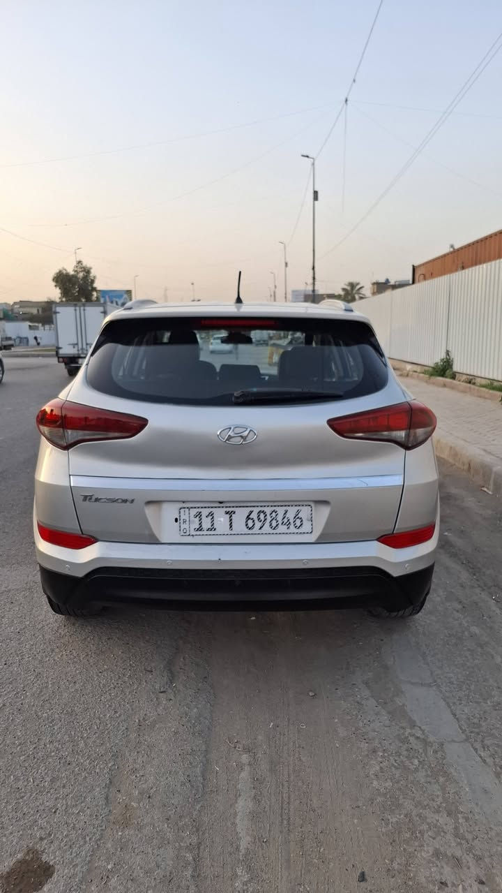 السلام عليكم اخوان عندي سياره توسان خليجي الموديل 2017 محرك 2000 دوش ما مفتوح على وضع الشركه كير كذالك تخم تاير صدر تبريد كله جاهز سياره بدون حادث بيها صبغ حزام اثر جراد وجلح بدون لا تبديل ولا حادث سونار مرفق منشور سياره جاهزا وتراي ممتاز بسمي رقم بغداد مواصفات فول عدا لفتحه ولبصمه قطعتين تبريد مري شفط اشاره مري حساسات شاشه جبيرا تحكمات جهتين رادار أمامي خلفي سياره جاهزا جهاز تام السعر مناسب 139 وبيه شي بصيط ابيعلك على سونار العنوان بغداد الاستفسار ***********
