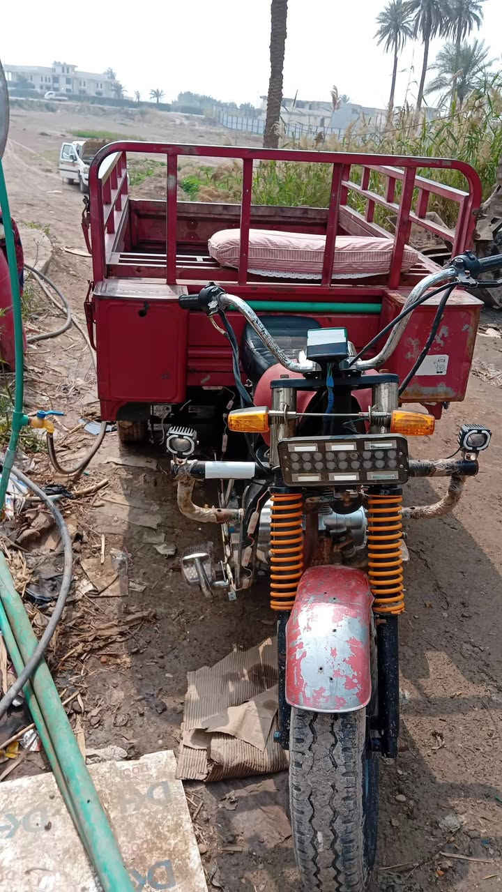 ستوته  دايوان للبيع أوراق  مكاتبه بسمي    2014محرك جديد صارله 15 يوم من شاده  *********** اتصل عل رقم
