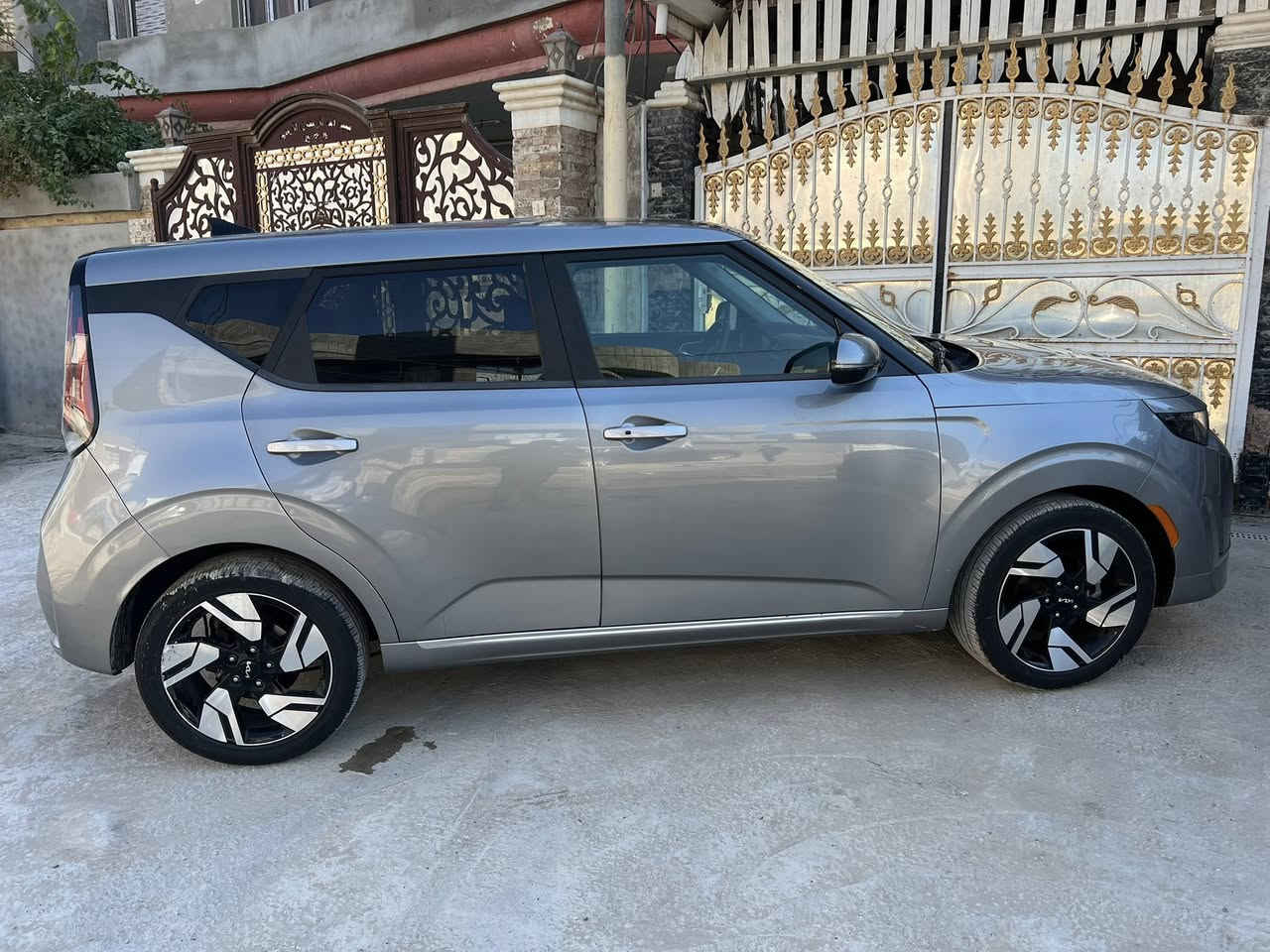 السلام عليكم
كيا صول موديل24 جي تي لاين فول 1/1 كفاله عامه عدا بارد بلبنيد مقدار شبر ومكحل والباقي كفاله من كلشي
ايرباك درگه فقط 
مكاني حله شارع  80 
السعر154 وبيهه مجال صور الحادث مرفق بلمنشور ***********
بدون رقم
