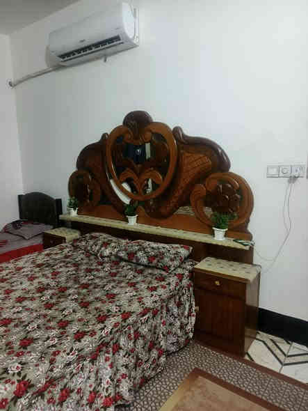 سلام عليكم غرفه نوم صاج عراقي للبيع نظيفه اي ضرر مابيه للاستفسار ***********
