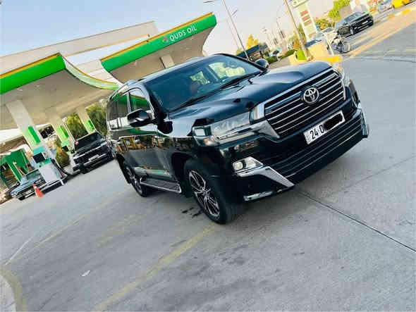 2014 محدث 2021 داخل وخارج. تحديث اصلي .. صبغ صفحه . سياره 6 سلندر ... ونظيفه جداً جاهزه صدر امامي خلفي جديد  . تايرات كلها جديد .. وباقي المواصفات غنيه عن التعريف  . سعره 315 وبيه مجال للشراي . مكان السيارة الانبار الرمادي . للاستفسار ***********
