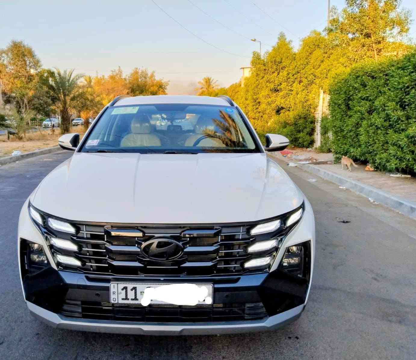 سلام عليكم توسان موديل ٢٠٢٥ خليجي مكفوله  مواصفات فول مع جنطه كهرباء كراسي كهرباء ترحيب هواي مواصفات محرك 2000 دوش  ماشيه  ٣٢ الف بسمي سياره مكفوله رقم بغداد جديده بحاله زيرو على وضع شركه تحويله ثاني يوم ***********
