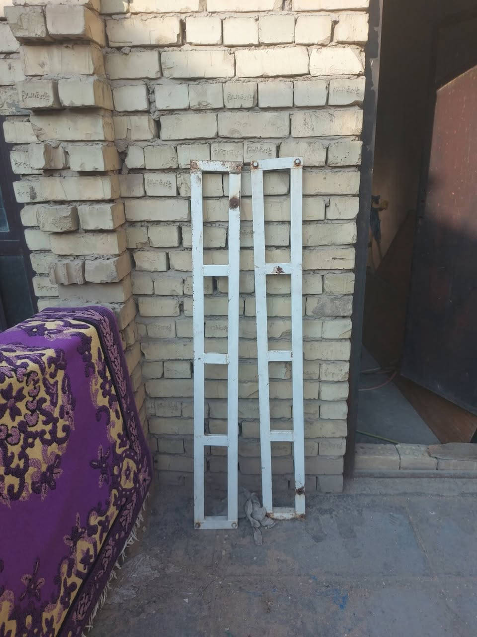 السلام عليكم
للبيع
 سيباية تكتك شغل درجة اولى مكان رئاسة العبيدي
السعر 80 
***********
