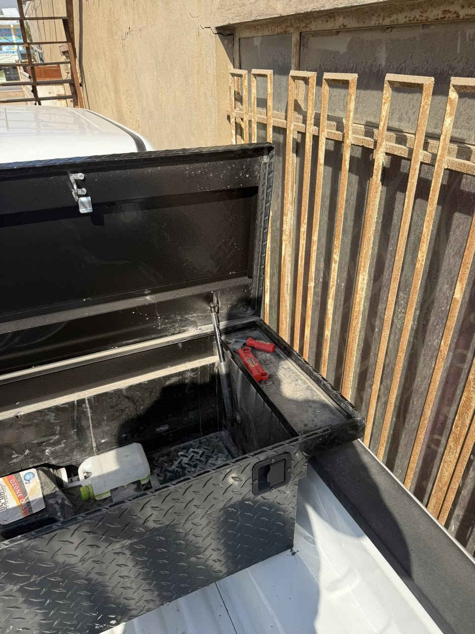 وكاله اصلي من امريكا اجه وياهه للبيع سعره 300دورلا ***********
