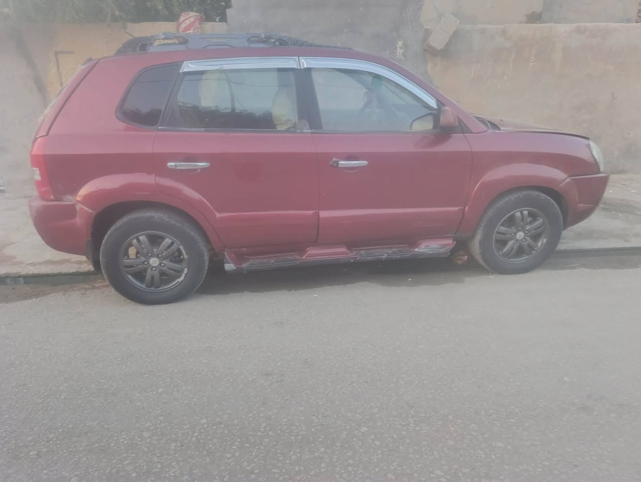 السلام عليكم سياره توسان 2007 موارد امريكي بها ضربه بالشاملغ الامامي سياره مقفوله من كل شيء مكان مشروع المسيب سعرها 75 والشرايبي خير ويتدلل راح اخلي رقمي
***********
من رخصه المدير
