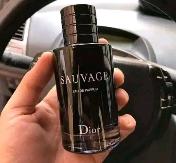 ( برفان سوفاج  )رجالي😍😍😍 ♥️♥️♥️♥️

سوفاج الاكثر عشقآ للرجال❤
 لا تستطيع  مقاومتة💗👑
عطر سوفاج من العطور اللى كل شوية تتسال عليها هوا حضرتك حاطط برفيوم اية ❤👑😋
ودة يعتبر من العطور النادرة فى عالم العطور
ويعتبر العطر الاول للرجال💪👌👑

إذا كنت من هواة العطور الفخمة يمكنك تجربة عطر SAUVAGE❤👑
 #سوفاج
مخزن بدايه 
01108502061


**إذا كنت صاحب هذا الإعلان وتريد حذفه لأي سبب، رجاءا أرسل رسالة إلى الدعم الفني**