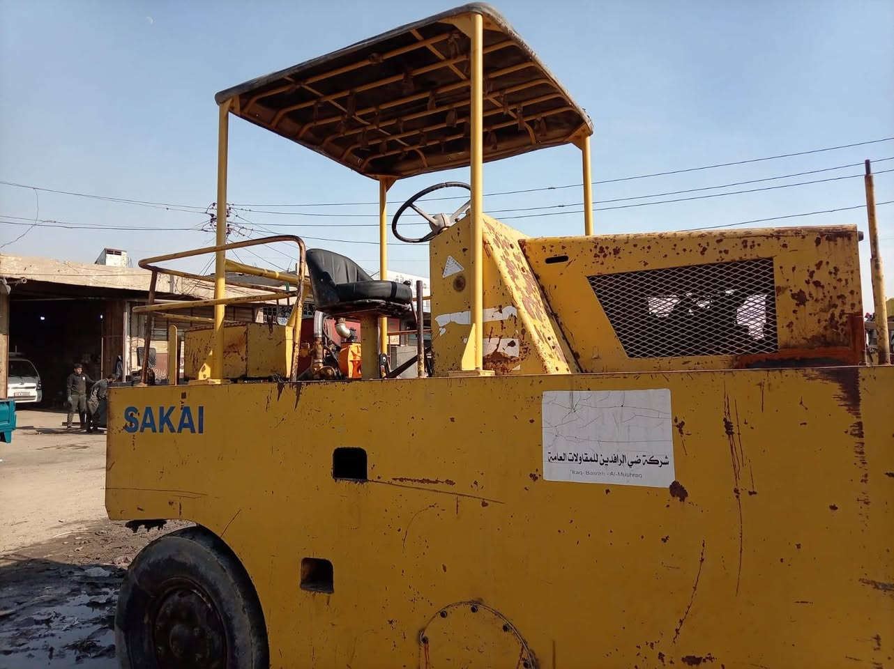 السلام عليكم حادله ساكاي مطاطيه البيع السعر ٧٥ ورقه بدون رقم ***********
