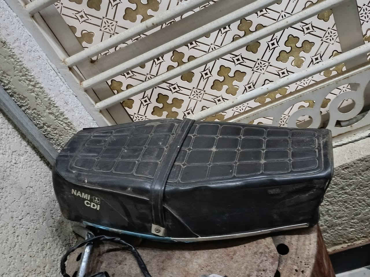 غراض للبيع قيم واخذ


**إذا كنت صاحب هذا الإعلان وتريد حذفه لأي سبب، رجاءا أرسل رسالة إلى الدعم الفني**