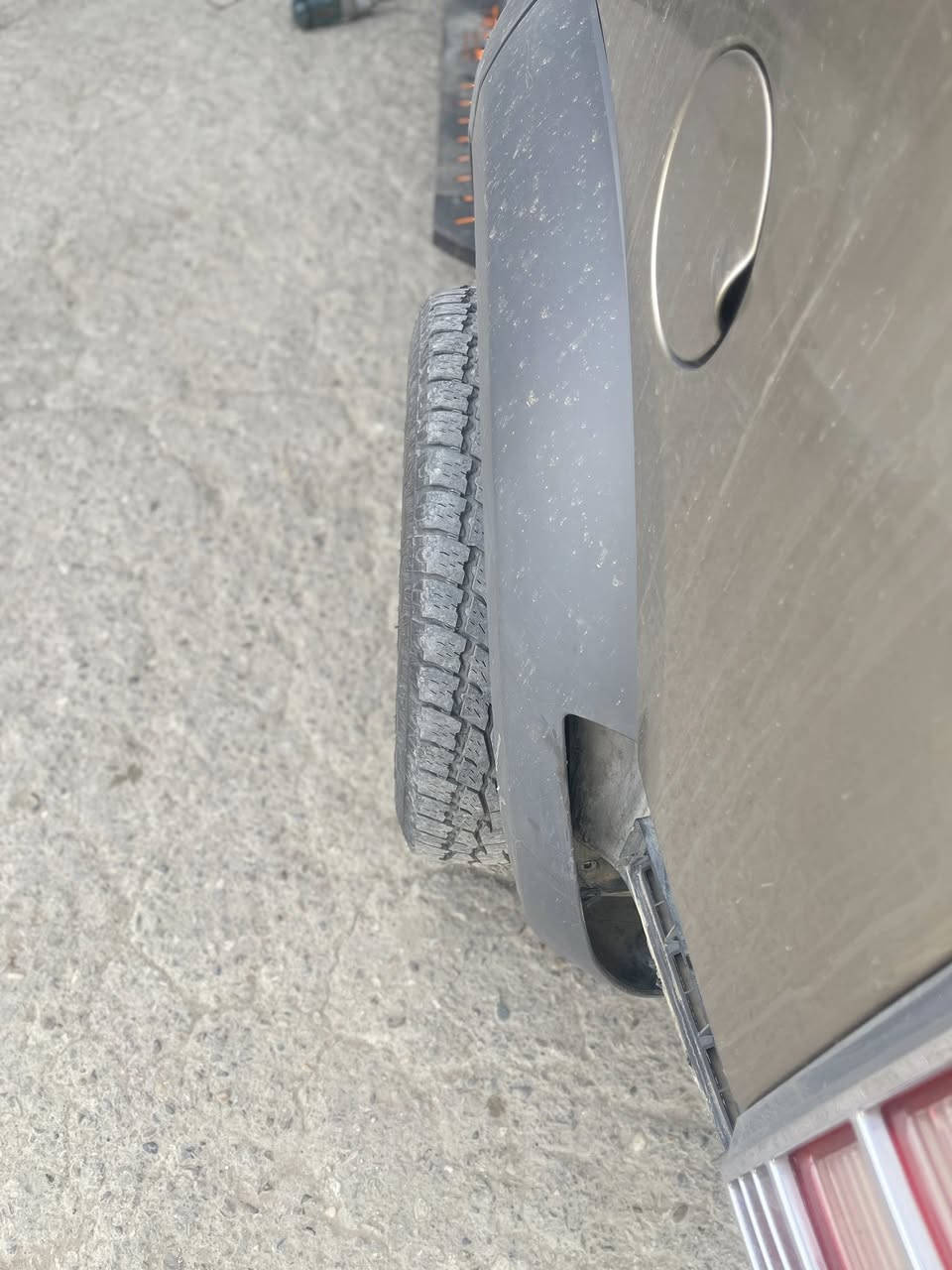 السلام عليكم ويل وتاير نضيف جداً جداً حجم ١٦  5 ستد للبيع


**إذا كنت صاحب هذا الإعلان وتريد حذفه لأي سبب، رجاءا أرسل رسالة إلى الدعم الفني**