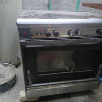فرن • بحاجه تصليح • زجاج مكسور
