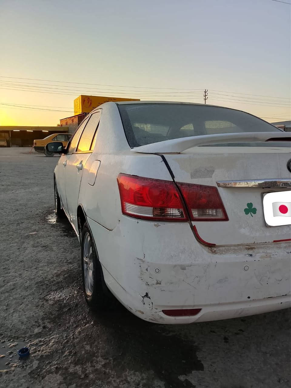 السلام عليكم بي واي دي للبيع موديل 2013 سياره مطلوبه مصرف بس ما عليها اشاره حجز ابيع كوم حديد السعر 30 وبيها مجال***********
