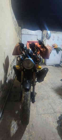 سلام عليكم دراجه دايون لايتي 
دراجه مكفوله كفاله عامه 
بيها شويه ملاحضات الاستيرن ماله وكعت ونعوج 
اوراقه موجودات بس متنكعات كامه اوراقه 
دراجه نص نكره بكل وقت المو شراي لا يراسل 
اي نقص مابيها السعر خاص مكاني بغداد سبع البور 
***********
