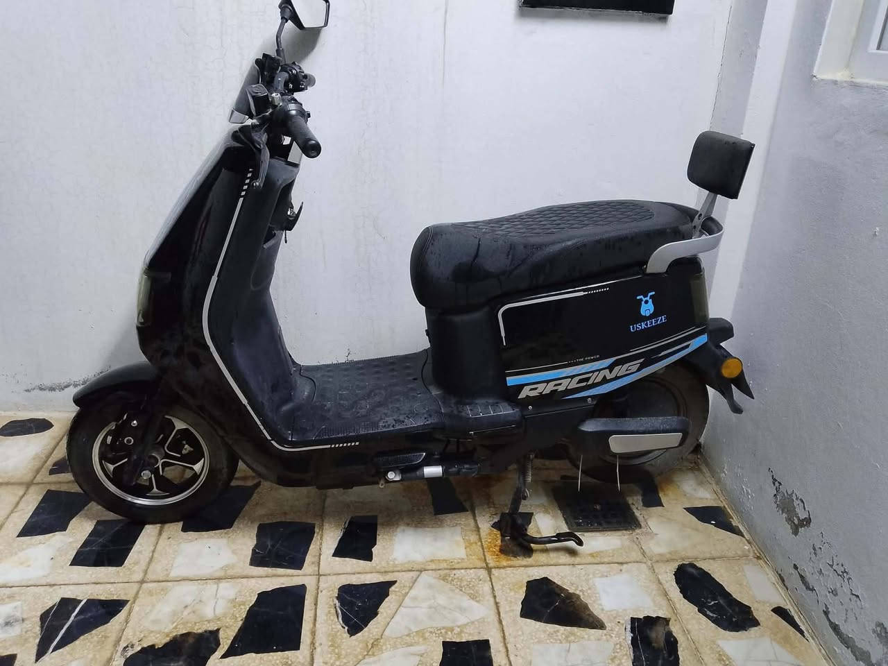 دراجه شحن
6 بطاريات 
منغولي 
موديل 25
السعر 500 
يعوزه مرايا وحده وبريك الخلف .
العنوان موصل ملاين الثانيه


**إذا كنت صاحب هذا الإعلان وتريد حذفه لأي سبب، رجاءا أرسل رسالة إلى الدعم الفني**